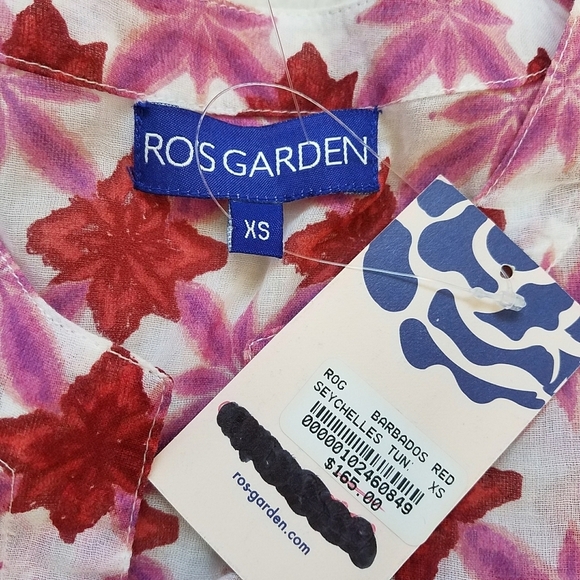 Ro's Garden Seychelles Tunic in Barbados Red - Picture 6 of 8